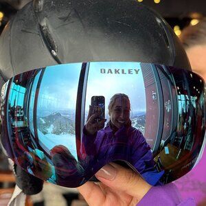 Meet your Posher, Marina